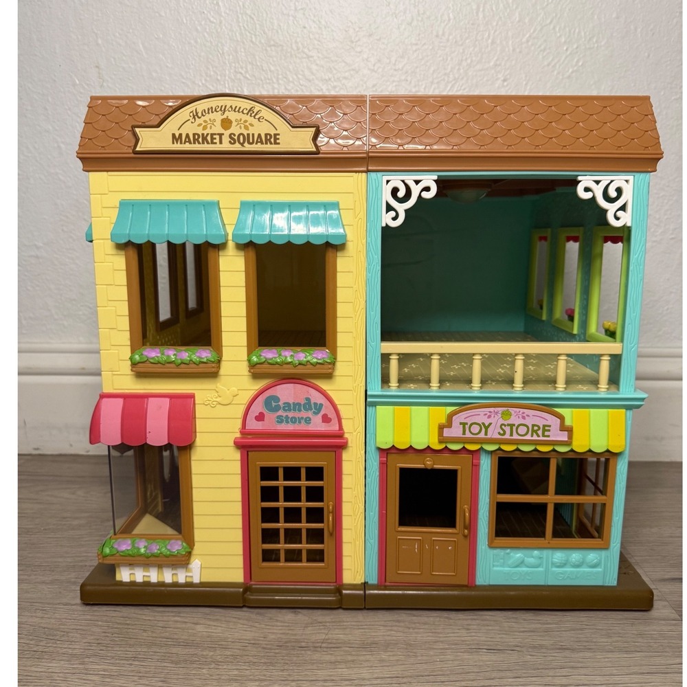 Lil Woodzeez Honeysuckle Market Square Playset Toy for Calico Critters